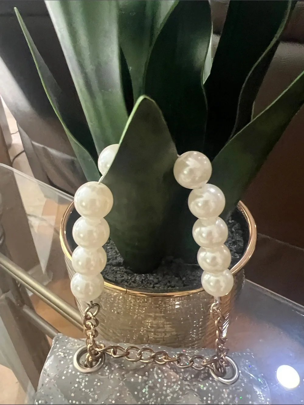 Pearl-Handle Glitter Mini Bag - White